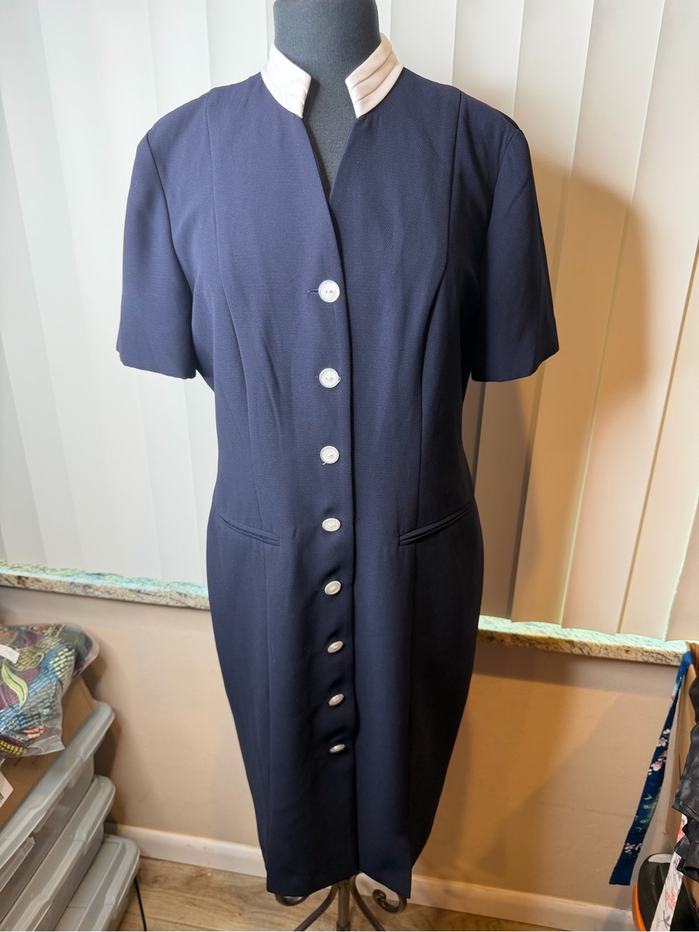 Vintage 90s Classic Navy Short-Sleeve Button-Front Dress Contrasting Collar SZ12